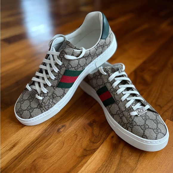 Gucci Women's Gucci Ace sneaker with Web, 
Beige and ebony Supreme,NEW - Picture 15 of 17